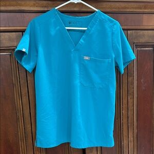 Figs Catarina Women’s Scrub Top.   Size Small